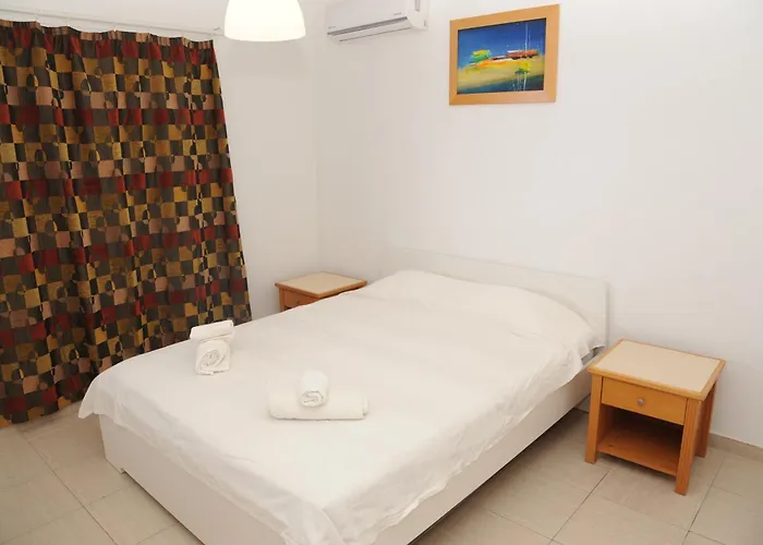 شقة Ariadne 201 - 300m From Lighthouse بافوس